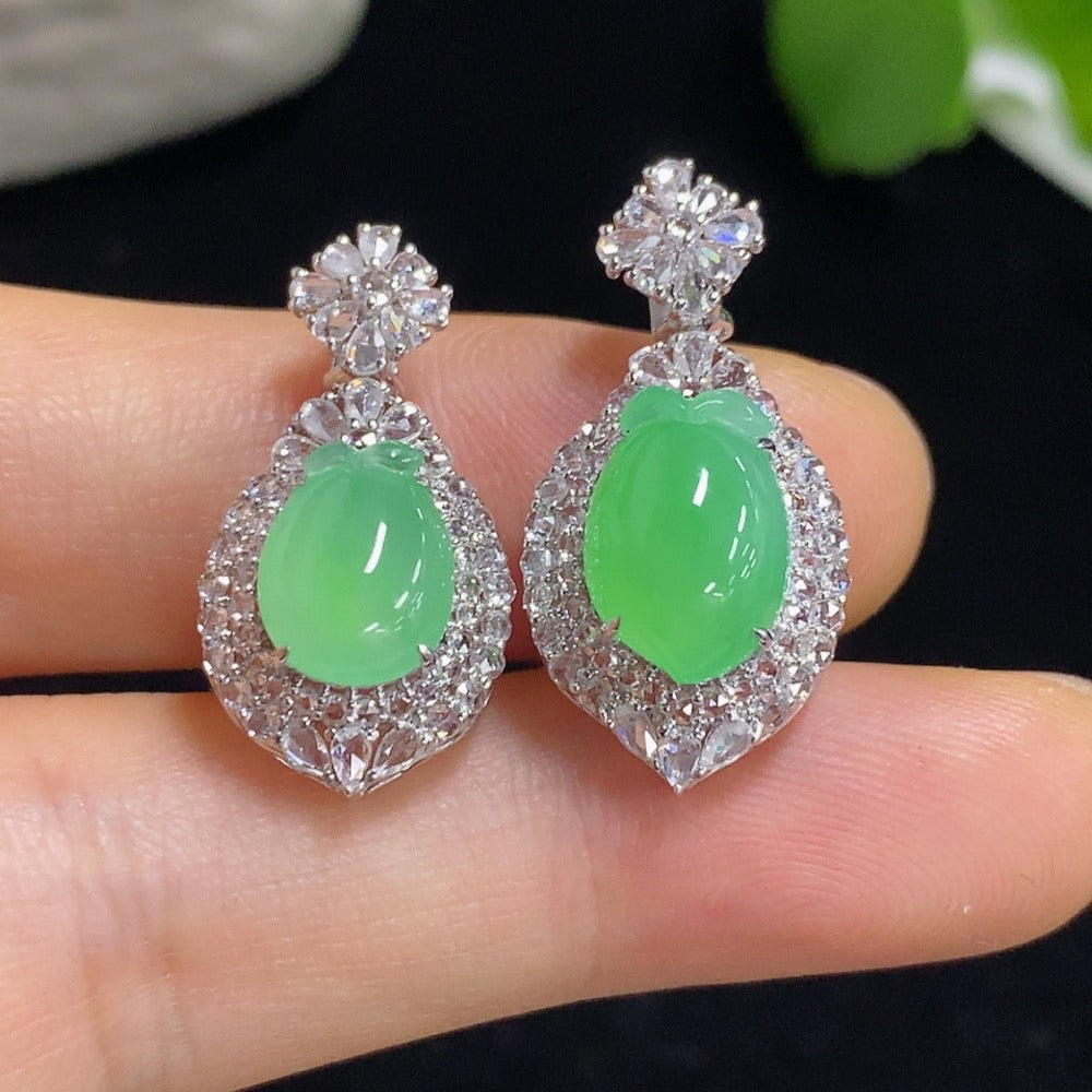 Jadeite Inlaid Pendant 18k with Diamond Accents Sell as a Lot Total Weight Approx. 5.62g