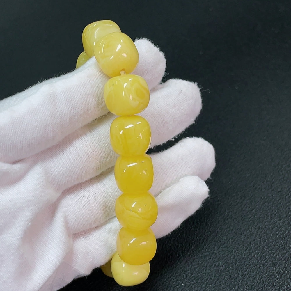Amber Beeswax Bracelet, Total Weight Approx. 24.85g, Size About 13.2mm
