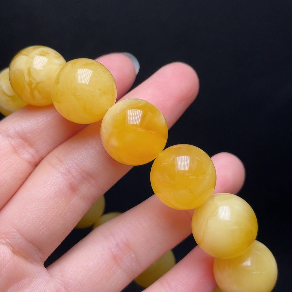 Amber Beeswax Bracelet Total Weight Approx. 29.5g Size Approx. 15.6mm
