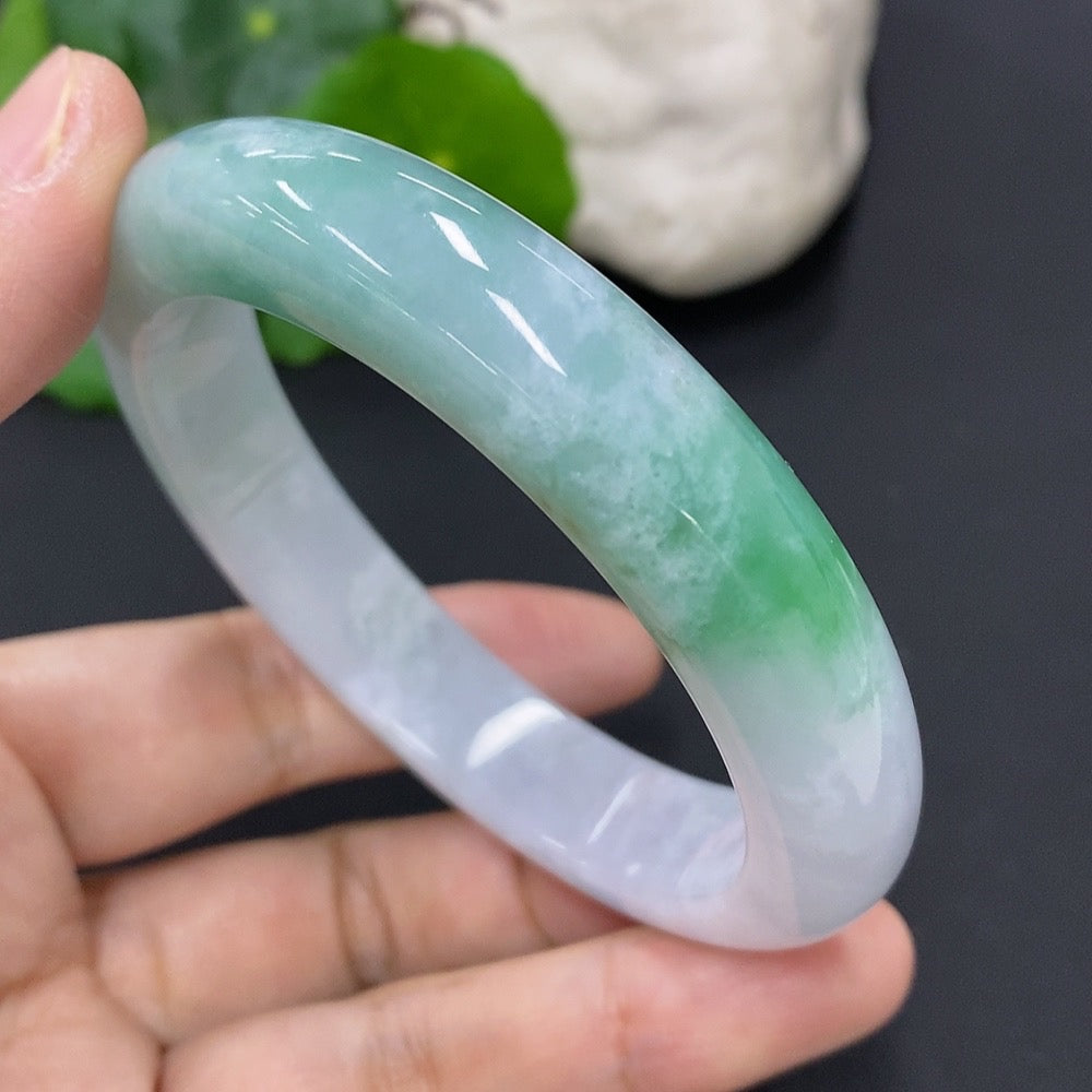 Jadeite Round Bangle Total Weight Approx. 68.3g Size 57.2