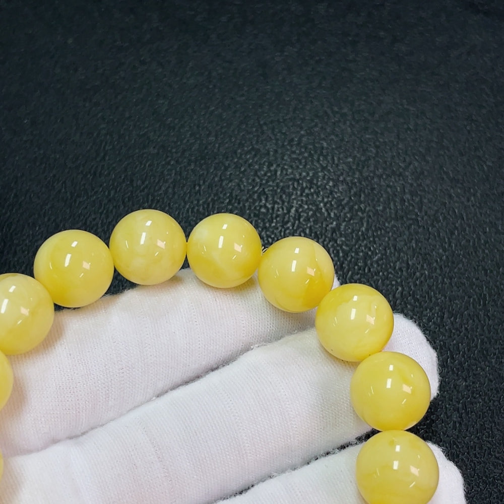 Amber Beeswax Bracelet, total weight approx. 20.48g, size about 13mm