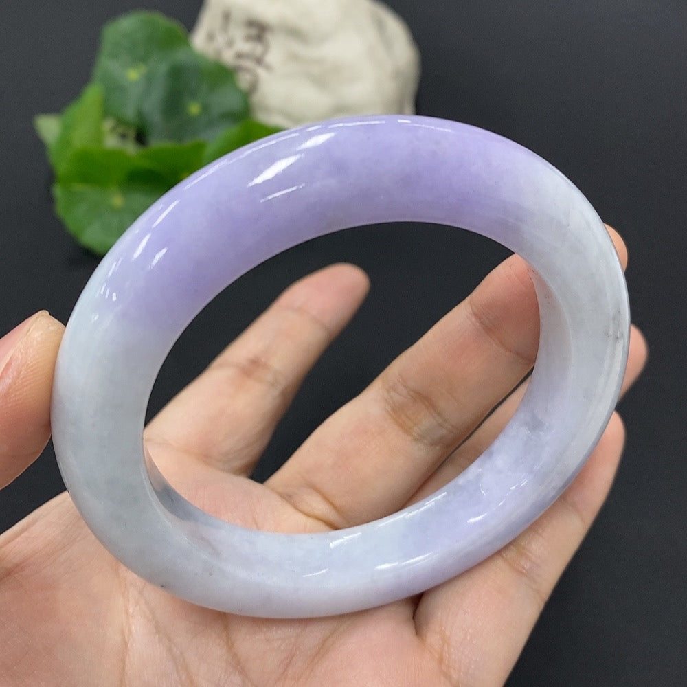 Jadeite Round Bangle Size 59.5 Total Weight Approx. 81.9g