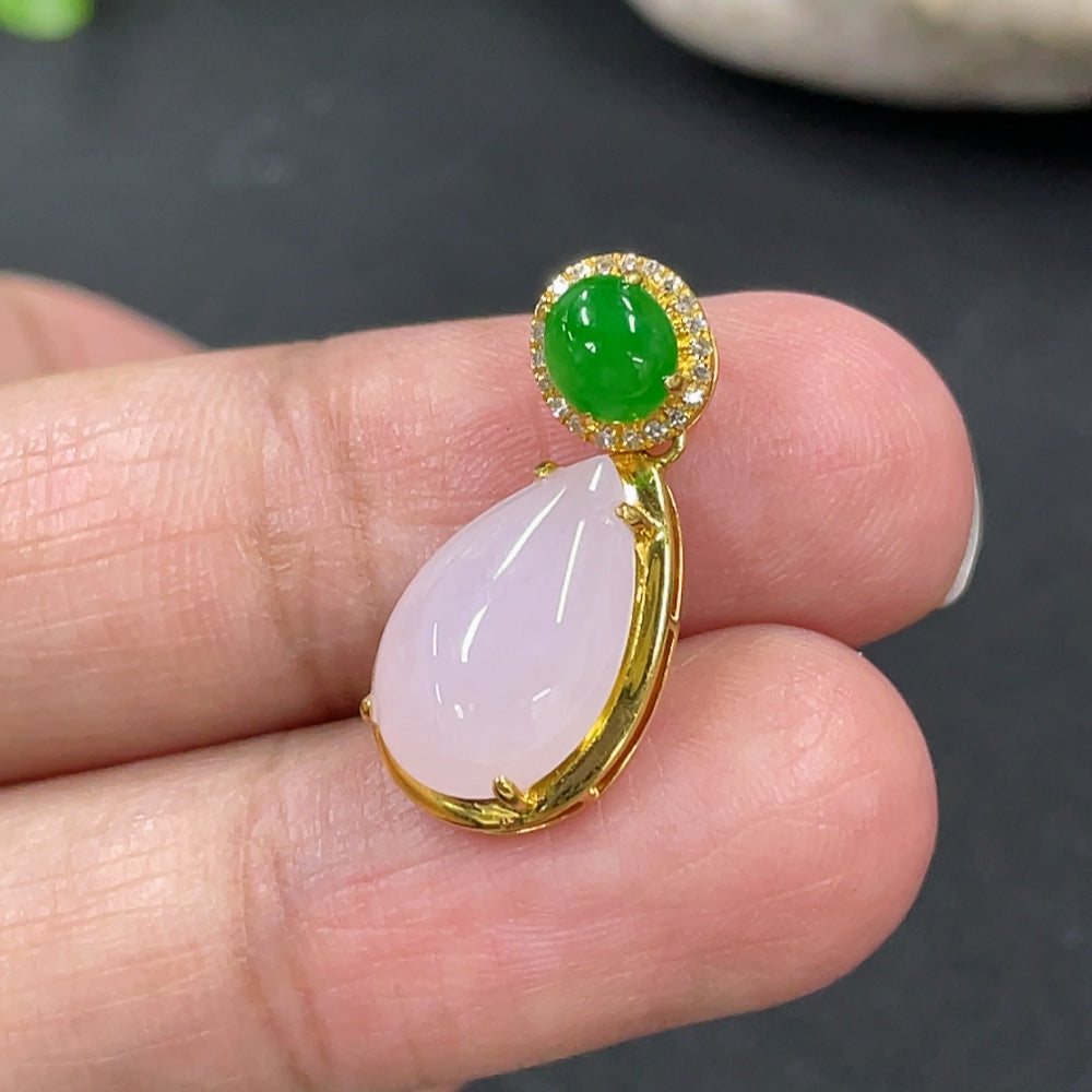 Jadeite Teardrop Pendant in 18K Gold with Diamond Accents