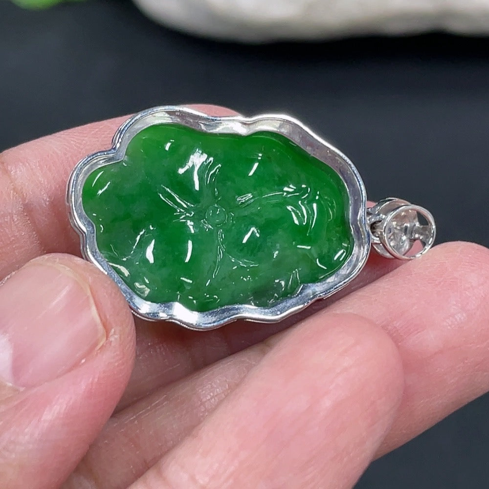 Jadeite Harmony and Beauty Inlaid Pendant, No Hallmark, Gold Content Approximately 58% Au, Accented with Diamonds, Total Weight Approximately 5.96g