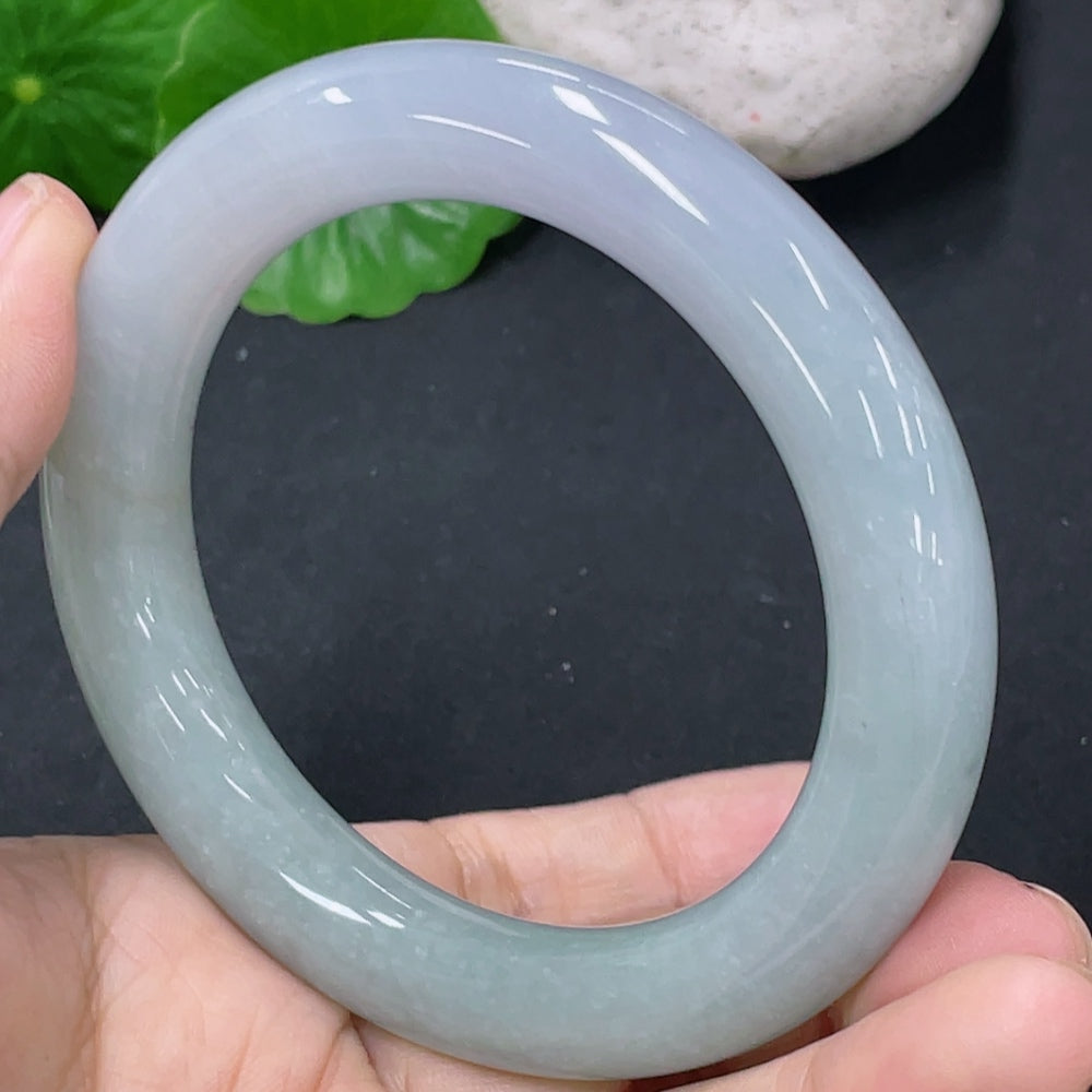 Jadeite Round Bangle Total Weight Approx. 68.4g Size 55 with Crack