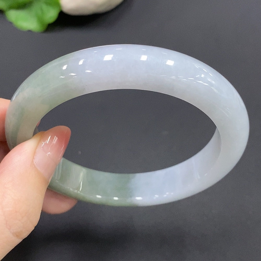 Jadeite Bangle Size 58.8mm Total Weight 64.706g