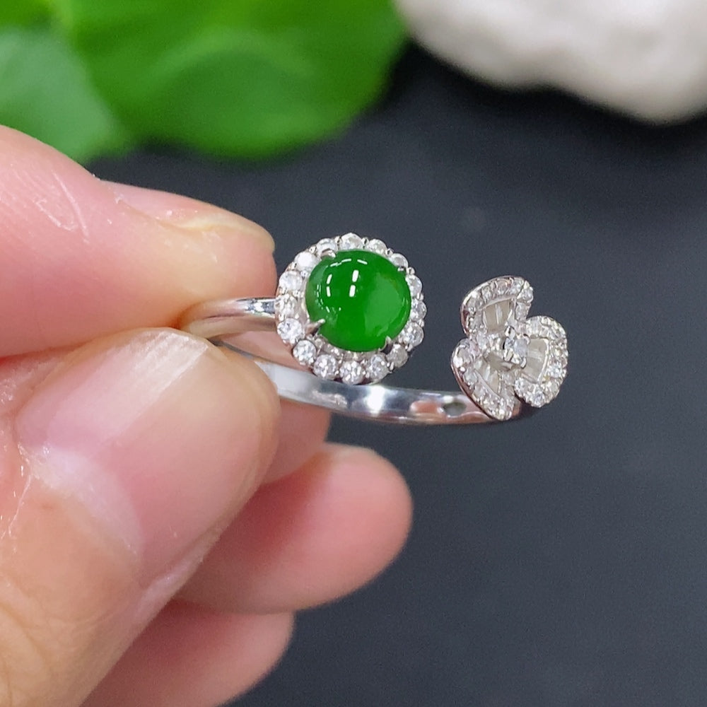 Jadeite cabochon ring with diamond accents in 18K gold, adjustable size, HKHQ brand, total weight approx. 2.2g