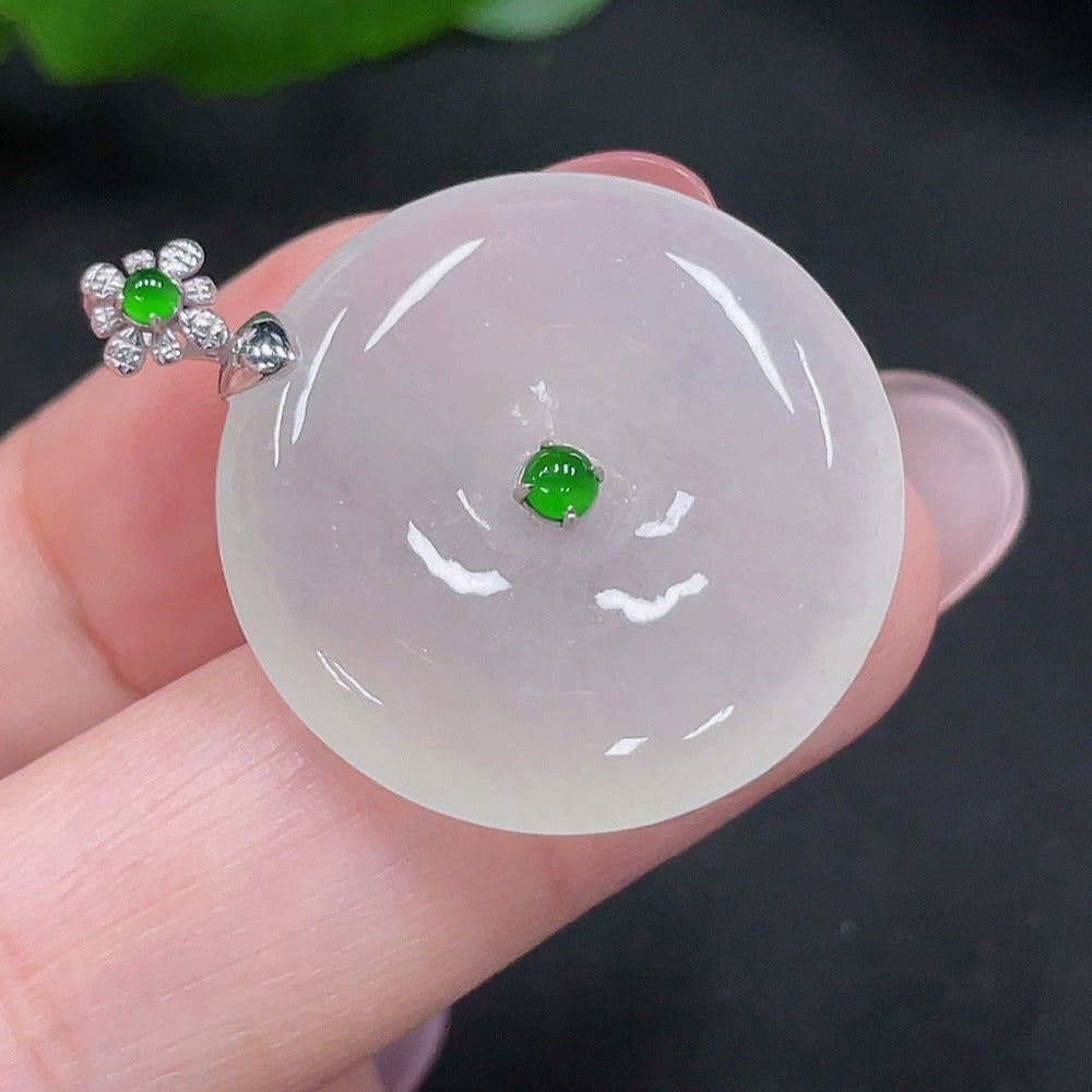Jadeite Peace Knot Pendant 18K Gold Total Weight Approx. 5.7g (Non-Diamond)