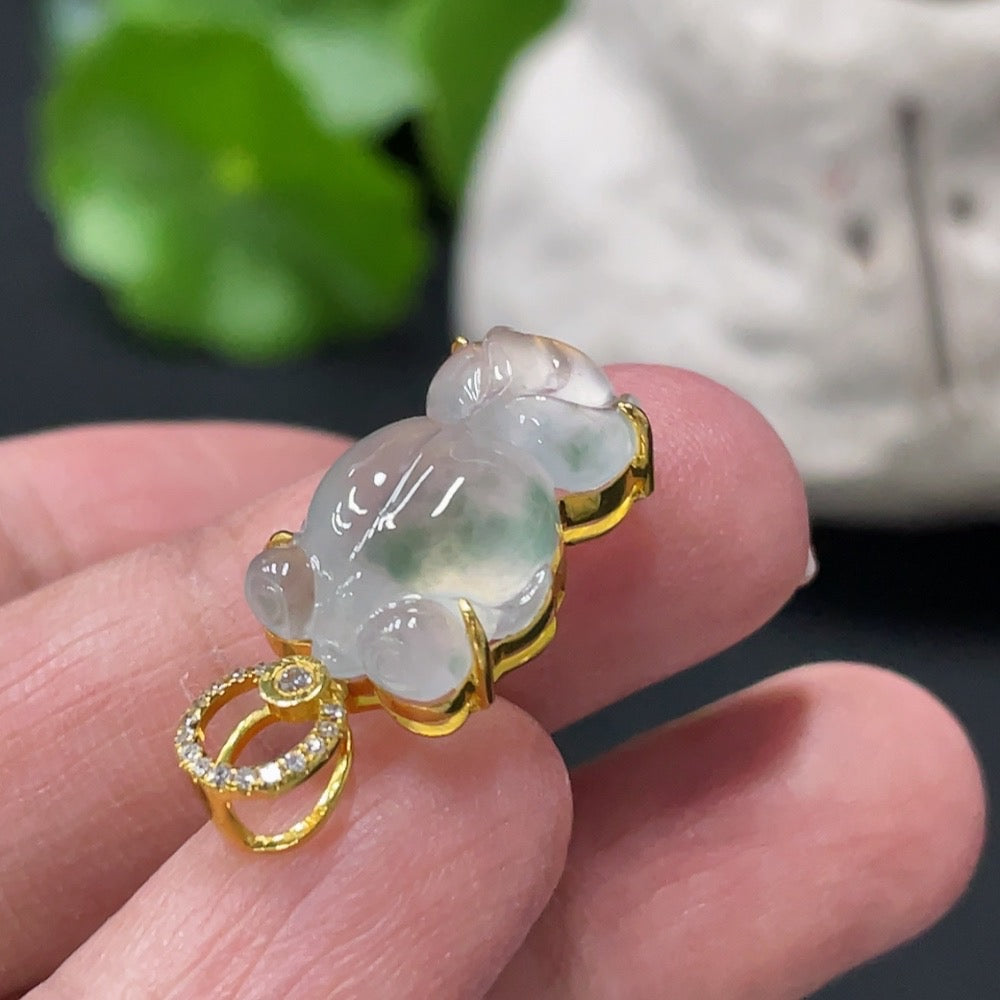 Jadeite Goldfish Inlaid Pendant 18K Gold Setting with Diamond Accents Total Weight Approx. 2.87g