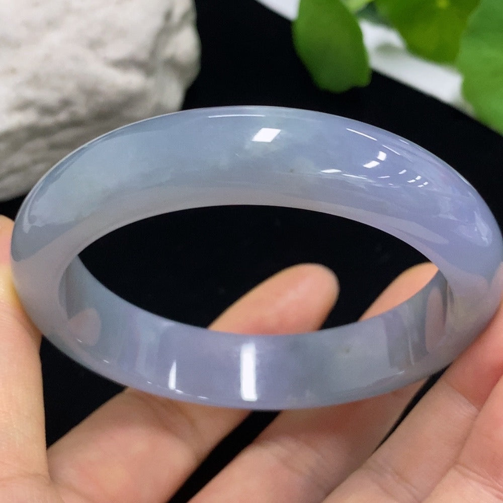 Jadeite Round Bangle