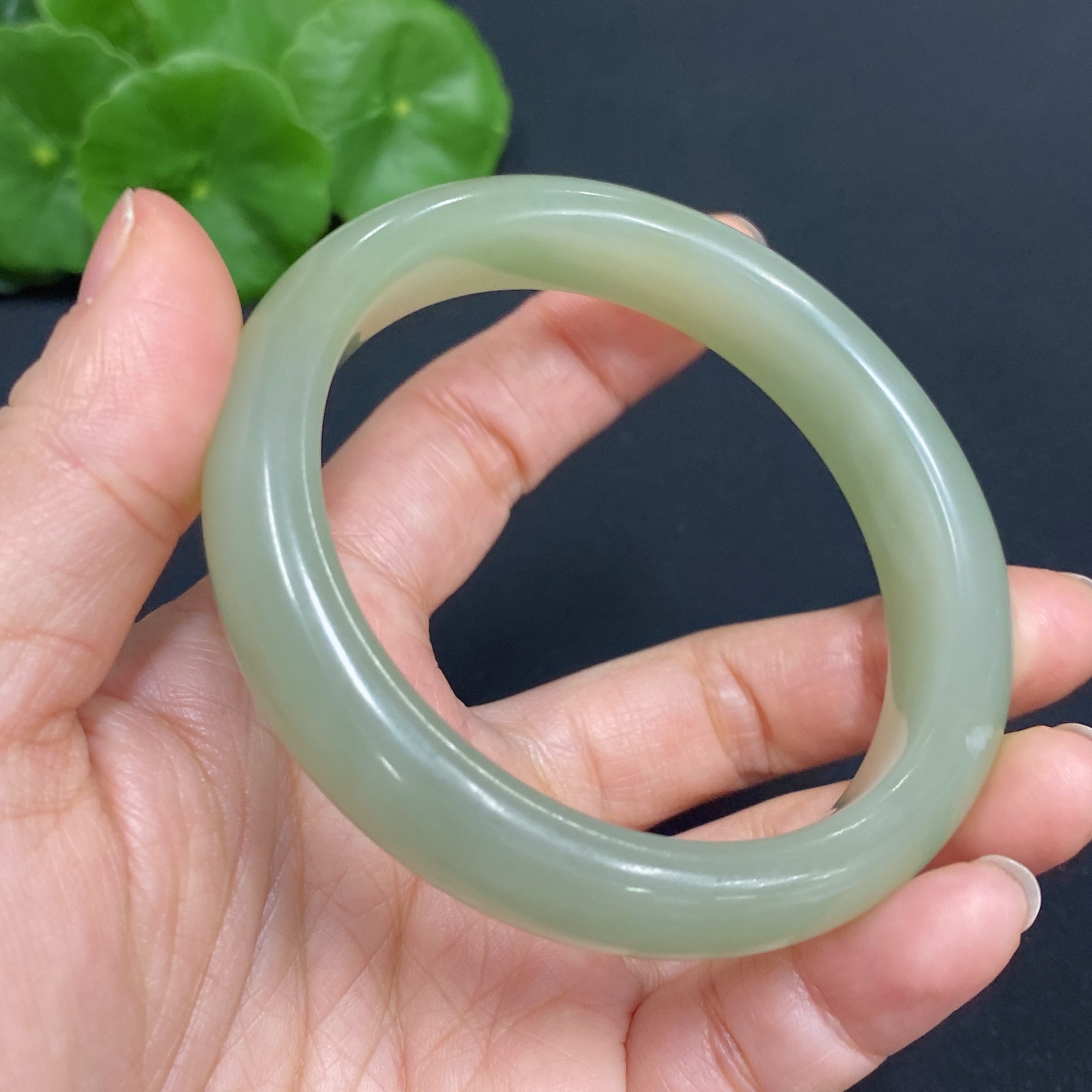 Hetian Jade Round Bracelet Size 56.2 Total Weight Approx. 48.6g