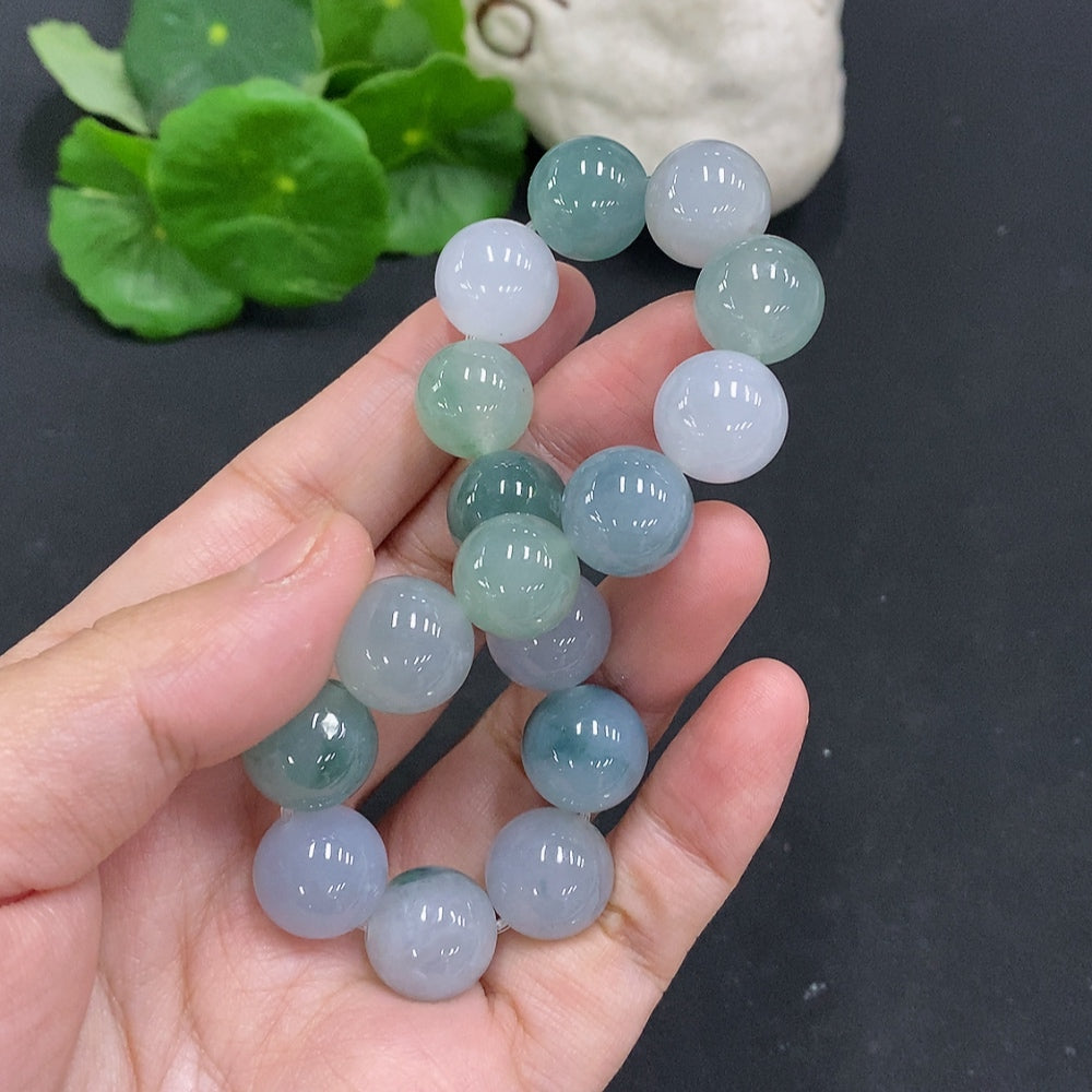 Jadeite Bead Necklace Approximately 13mm Total Weight About 60.9g