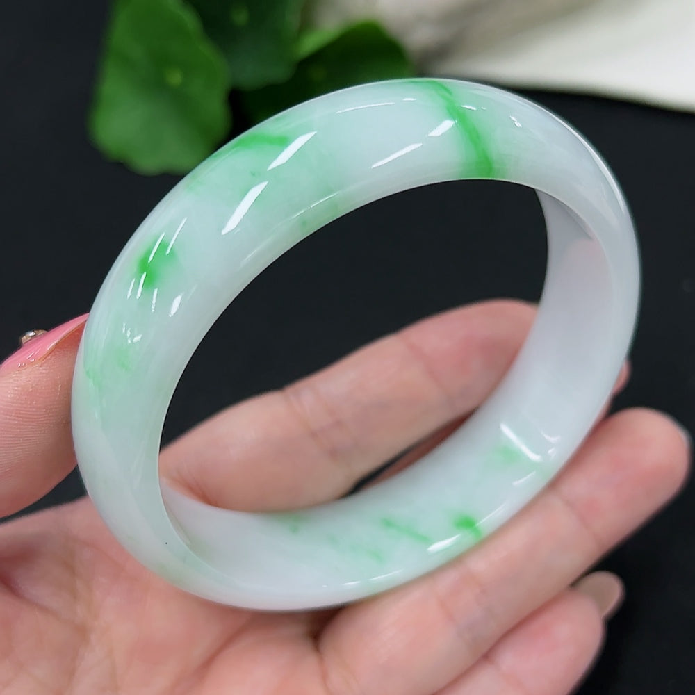 Jadeite Round Bangle