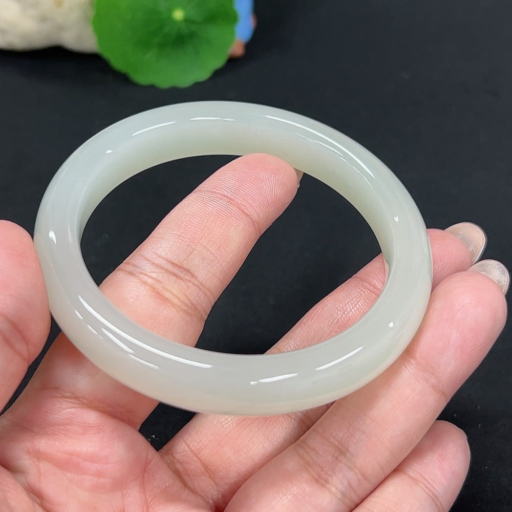 Hetian Jade Round Bracelet Size 58.3 Total Weight Approx.51g