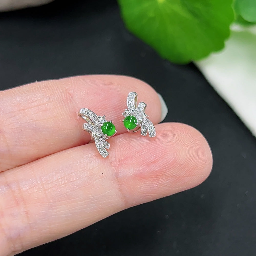 Jadeite inlaid earrings pair 18K gold total weight approx. 0.9g (with diamond accents)