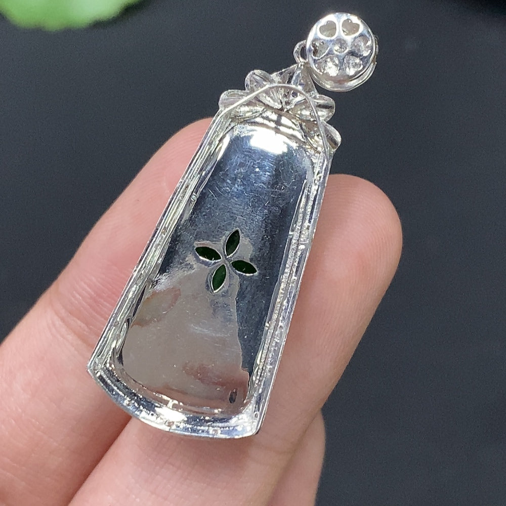 Jadeite Landscape Inlay with 18k Gold, Total Weight Approx. 4.57g