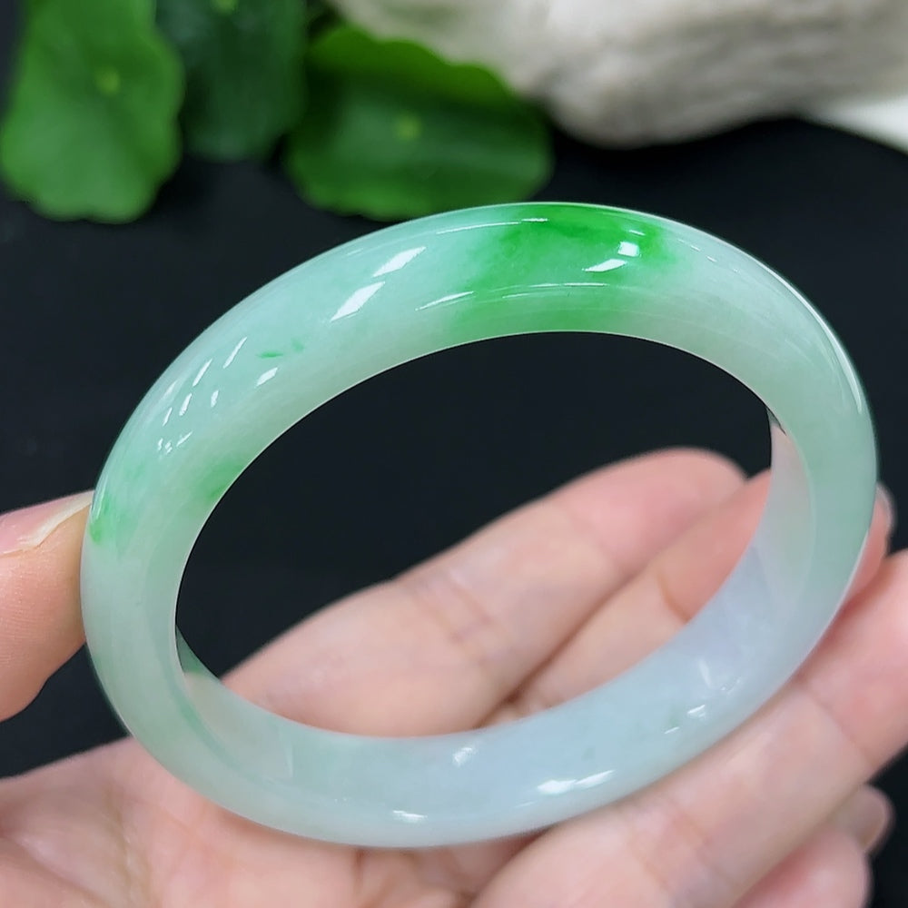 Jadeite Round Bangle