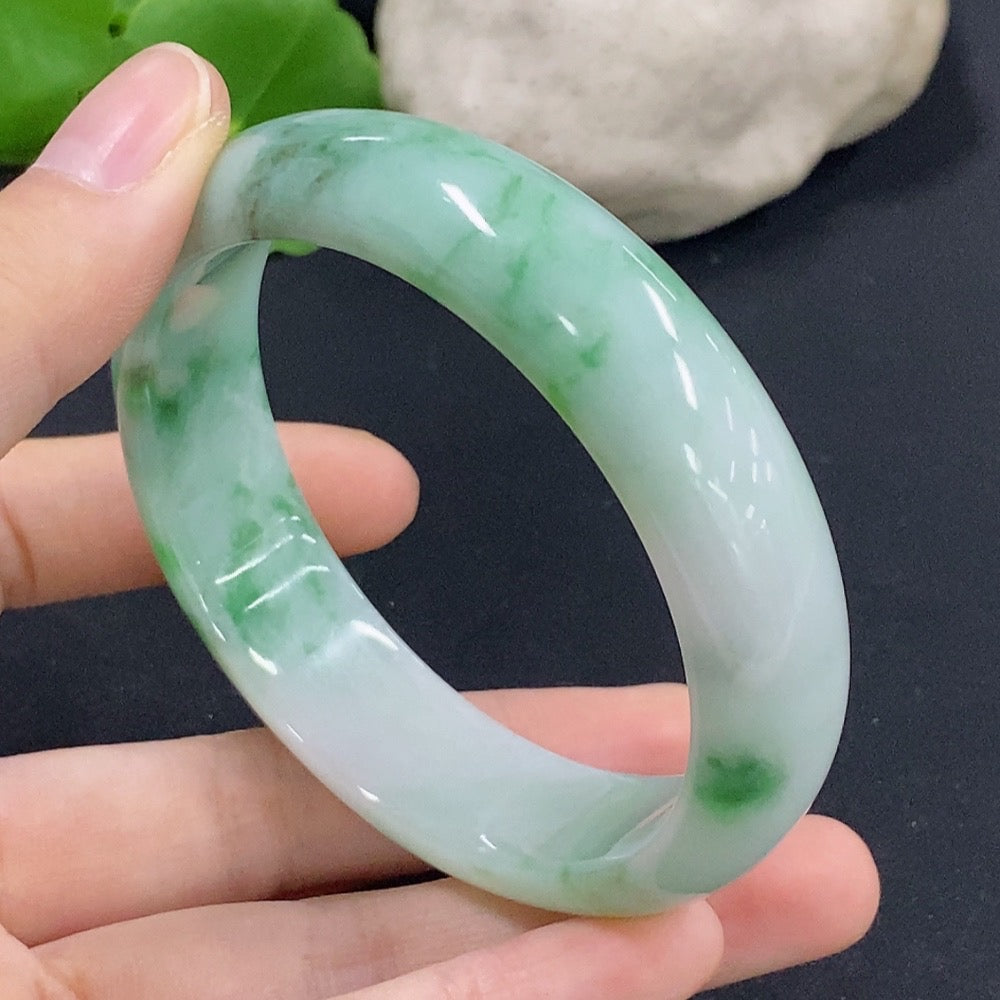 Jadeite Round Bangle