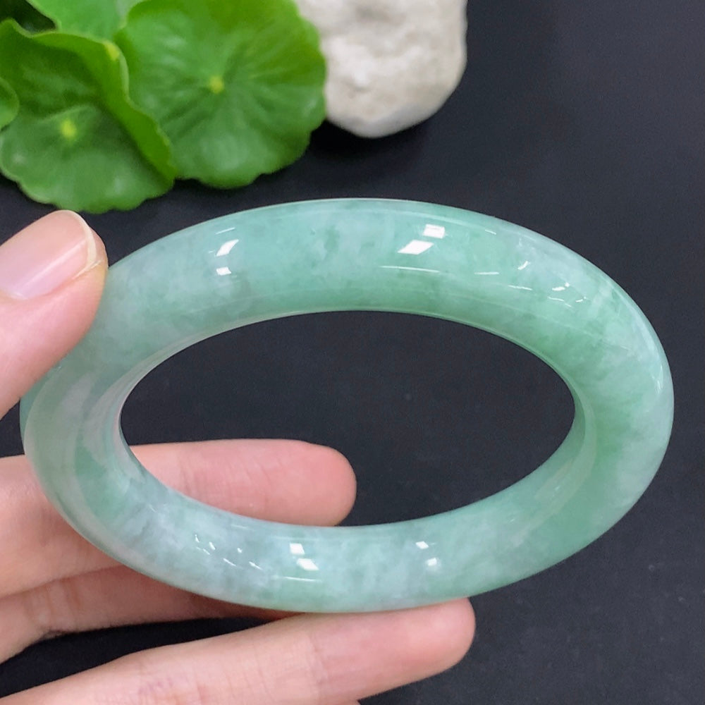 Jadeite Round Bangle