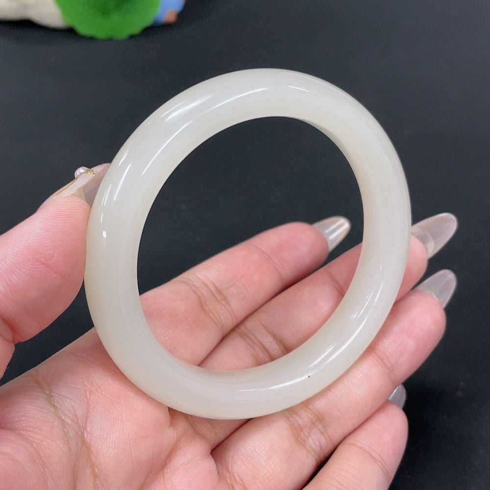 Hetian Jade Round Bracelet Size 56.9 Total Weight Approx.50.3g