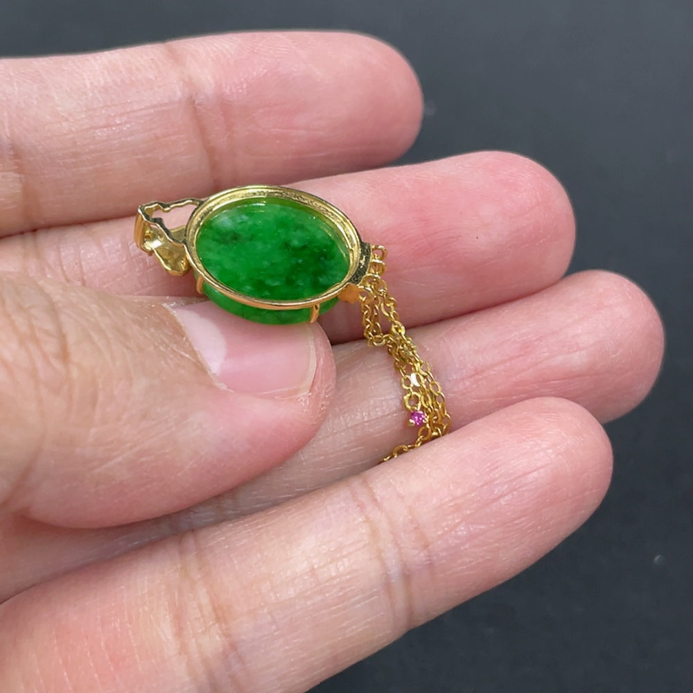 Jadeite Plain Pendant Pendant with 18k Gold Setting, Total Weight Approx. 1.85g