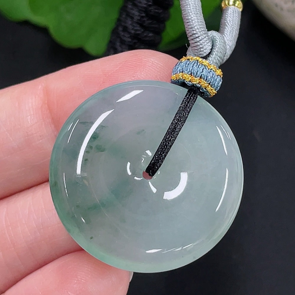 Jadeite Peace Knot Pendant Total Weight Approx. 10.38g