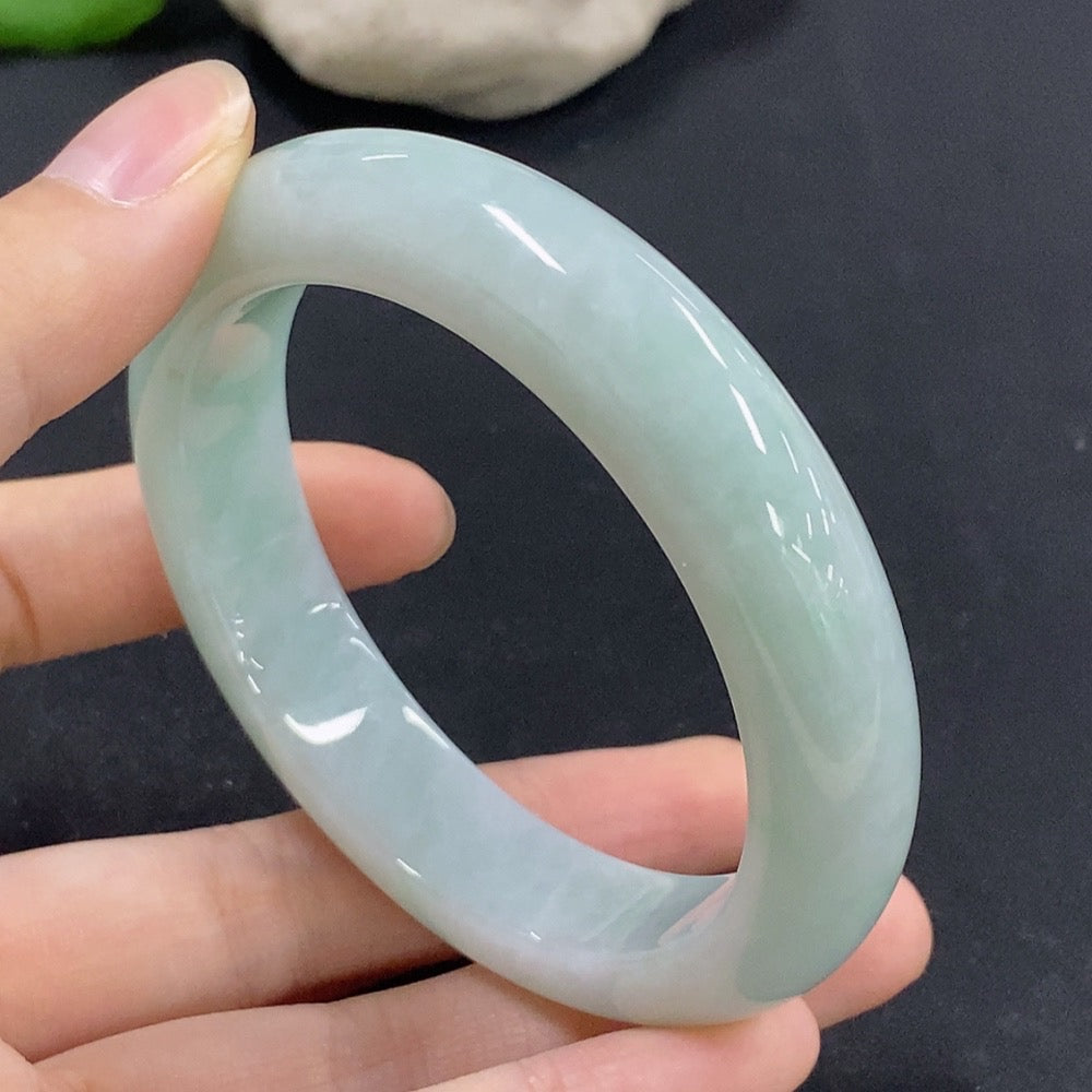 Jadeite round bracelet