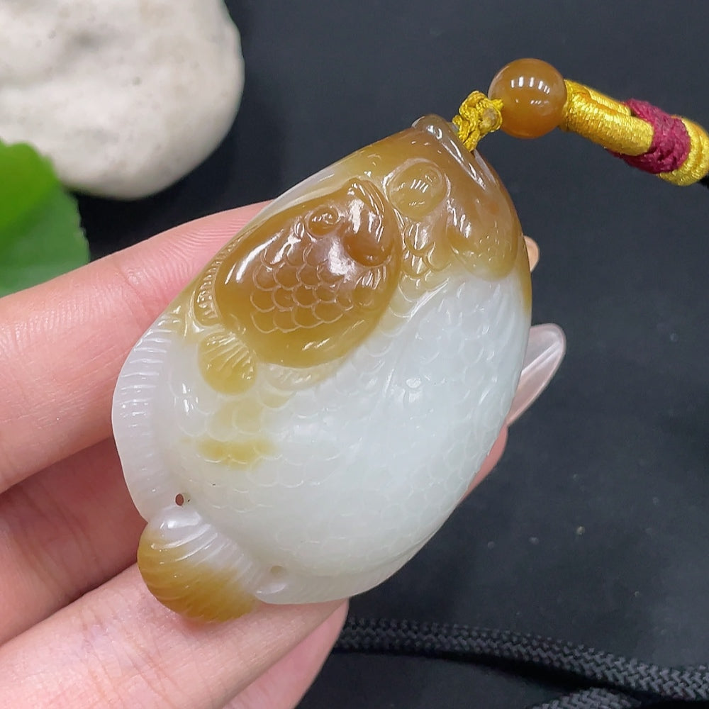 Hetian Jade Pendant Fish Total Weight Approx. (with rope) 52.8g