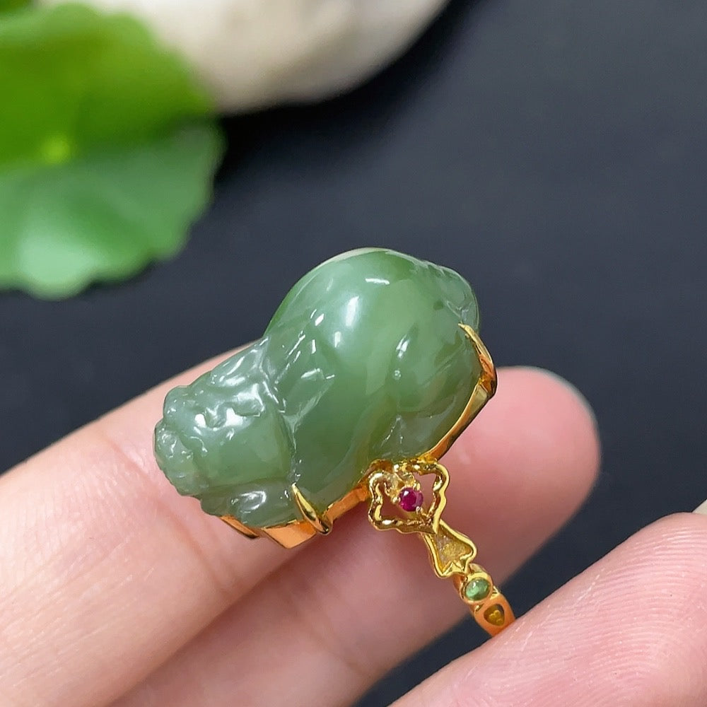 Hetian Jade Inlaid Ring with 18k Gold
