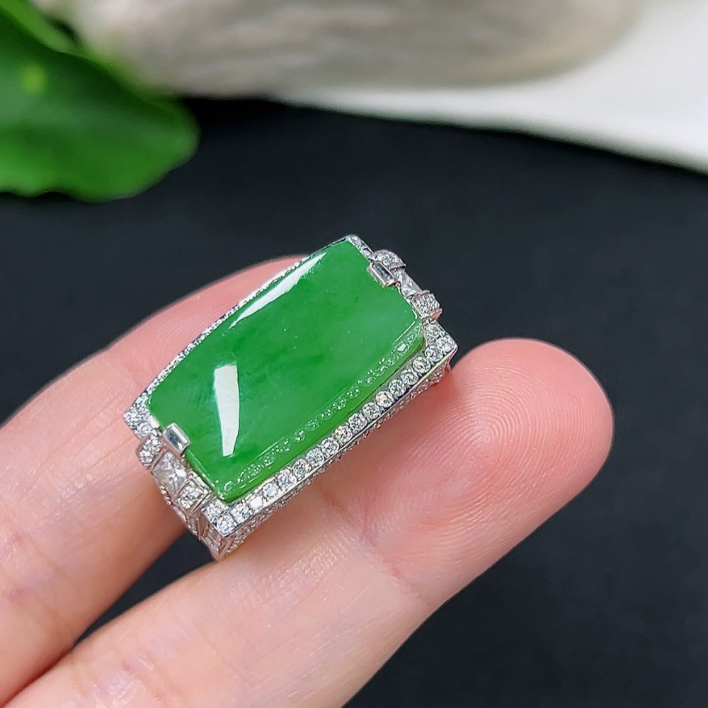 Jadeite Plain Pendant Ring 18k with Diamond Accents