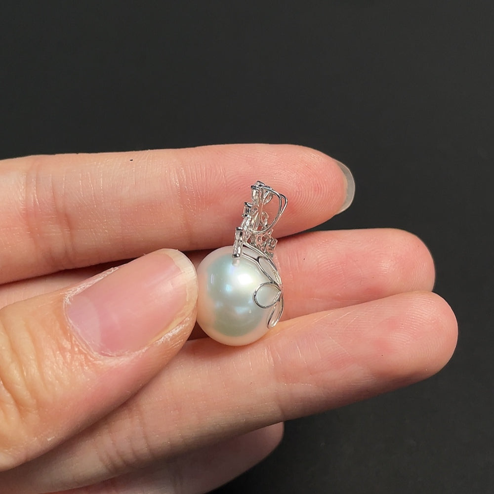 18K Sea Water Pearl Pendant Total Weight Approx. 3.91g Size About 13.4mm