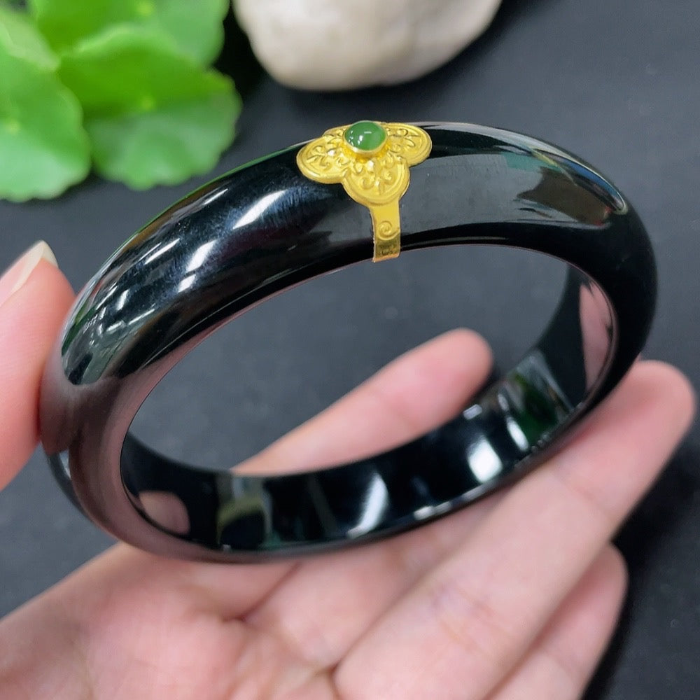 Hetian Jade Round Bracelet Gold Content 99%