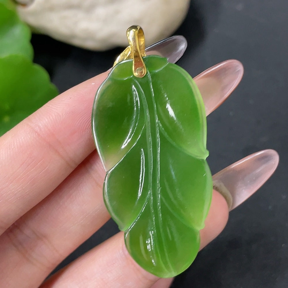 Hetian Jade Jasper Pendant Leaf 18k Gold Total Weight Approx. 8.7g