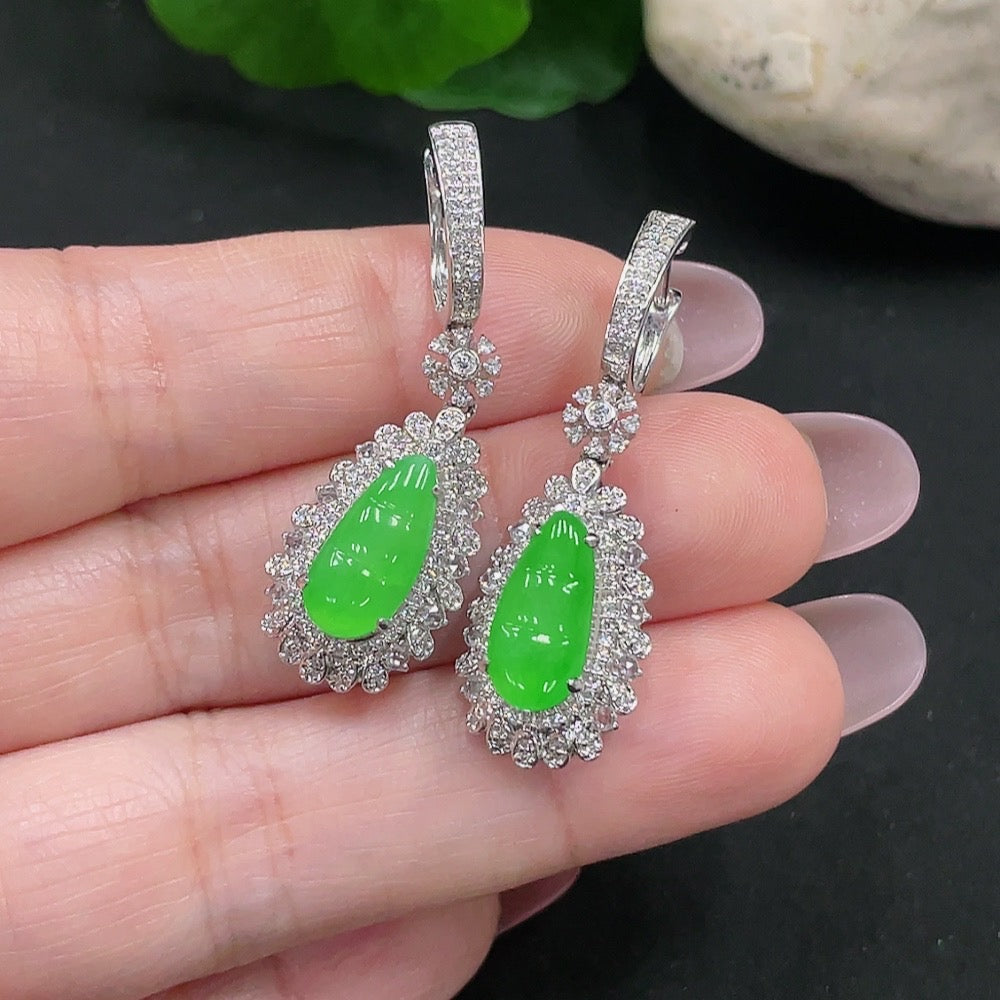 Jadeite Auspicious Bean Inlaid Earrings 18K Gold Non-Diamond Large 1 Piece Total Weight Approx. 6.9g