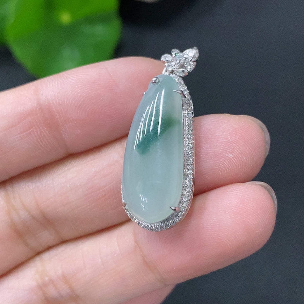 Jadeite Inlaid Blessing Melon Pendant with 18K Gold and Diamond Accents, Total Weight Approx. 3.4g