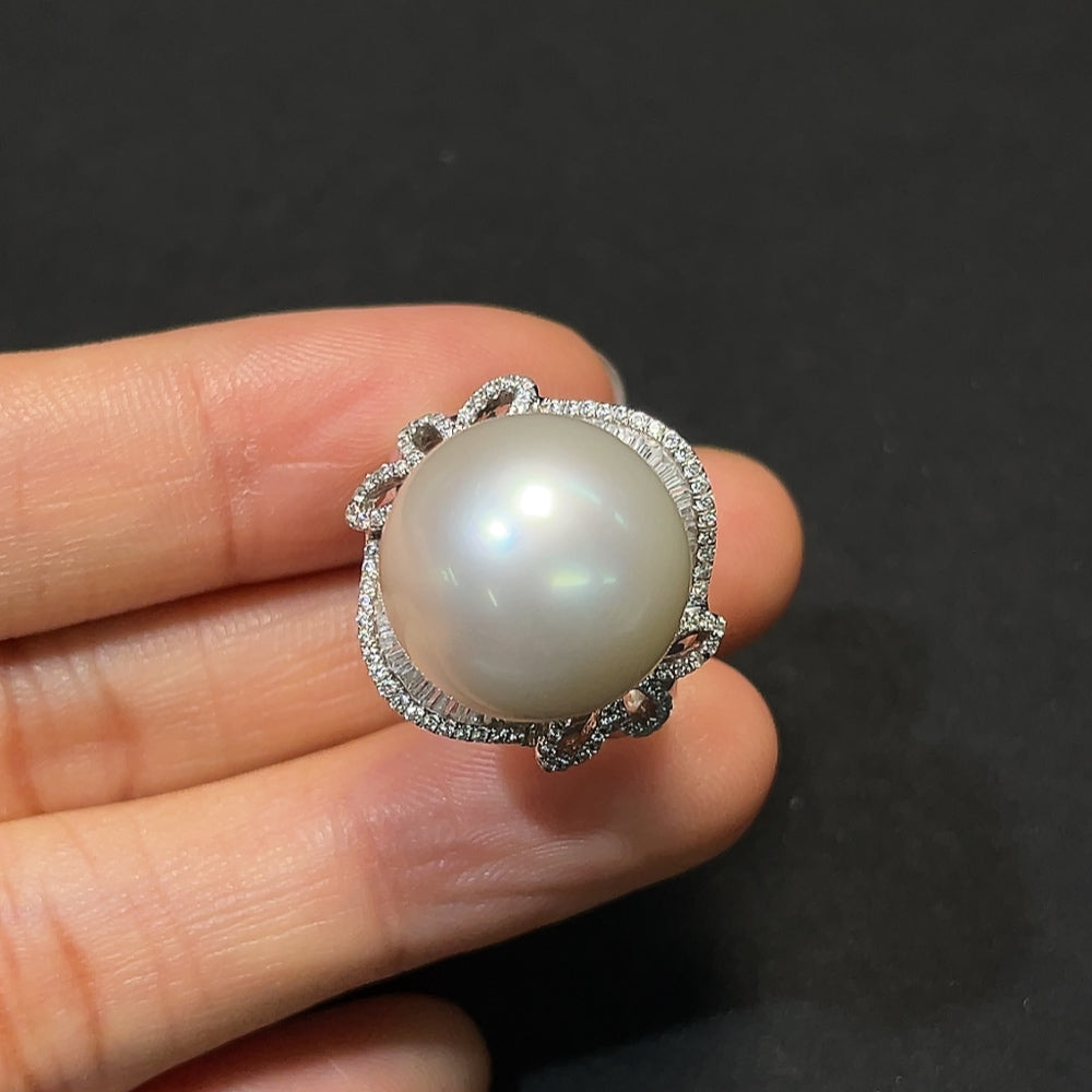 14K gold seawater pearl ring featuring a 15mm pearl, non-diamond design, from HKHQ, with a total weight of 10.17g.