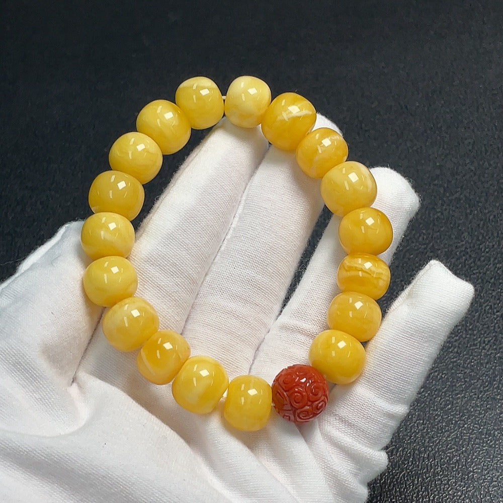 Amber Beeswax Bracelet with Southern Red Agate, Total Weight Approx. 20.8g, Size About 12.7mm