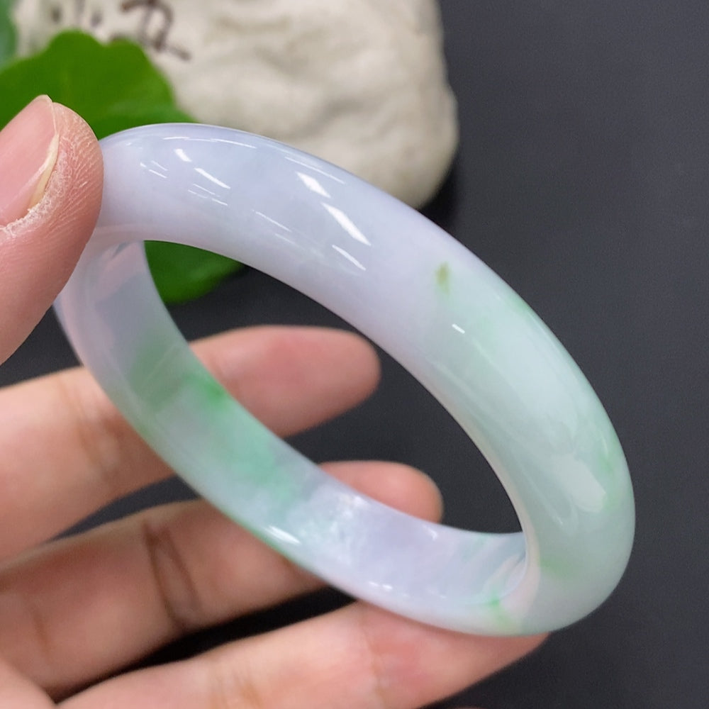 Jadeite Round Bangle