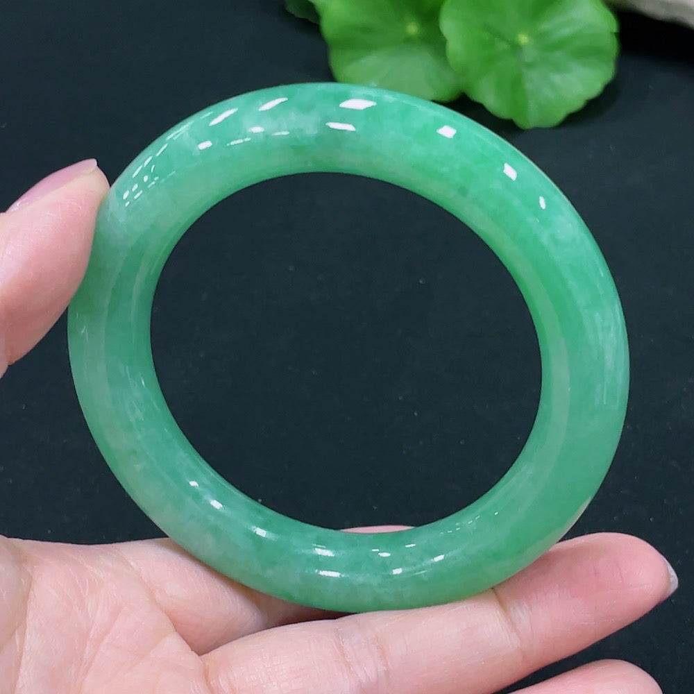 Jadeite Round Bangle Size 53.5 Total Weight 65.291g