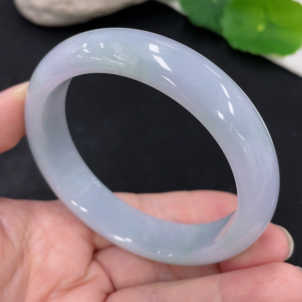 Jadeite Round Bangle Size 57.7 Total Weight Approx. 61.8g