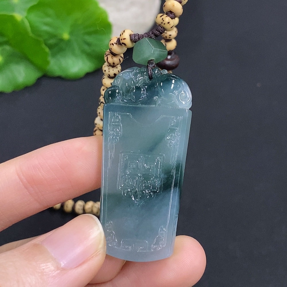 Jadeite Antique Pendant Total Weight Approx. 27.4g (Including Cord Weight) Non-Jadeite Beads Included