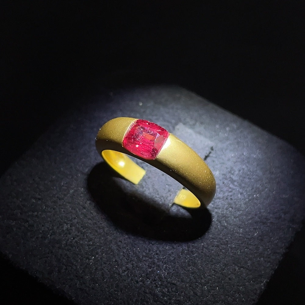 Spinel Inlaid Ring, 18K Gold, Size 14, Total Weight Approx. 2.92g