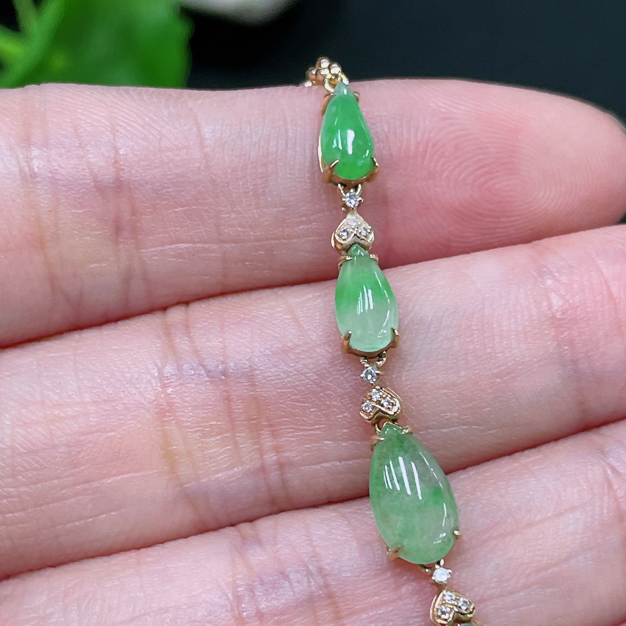 Jadeite Inlaid Bracelet 18K Gold Total Weight Approx. 2.5g (With Diamond Accents)