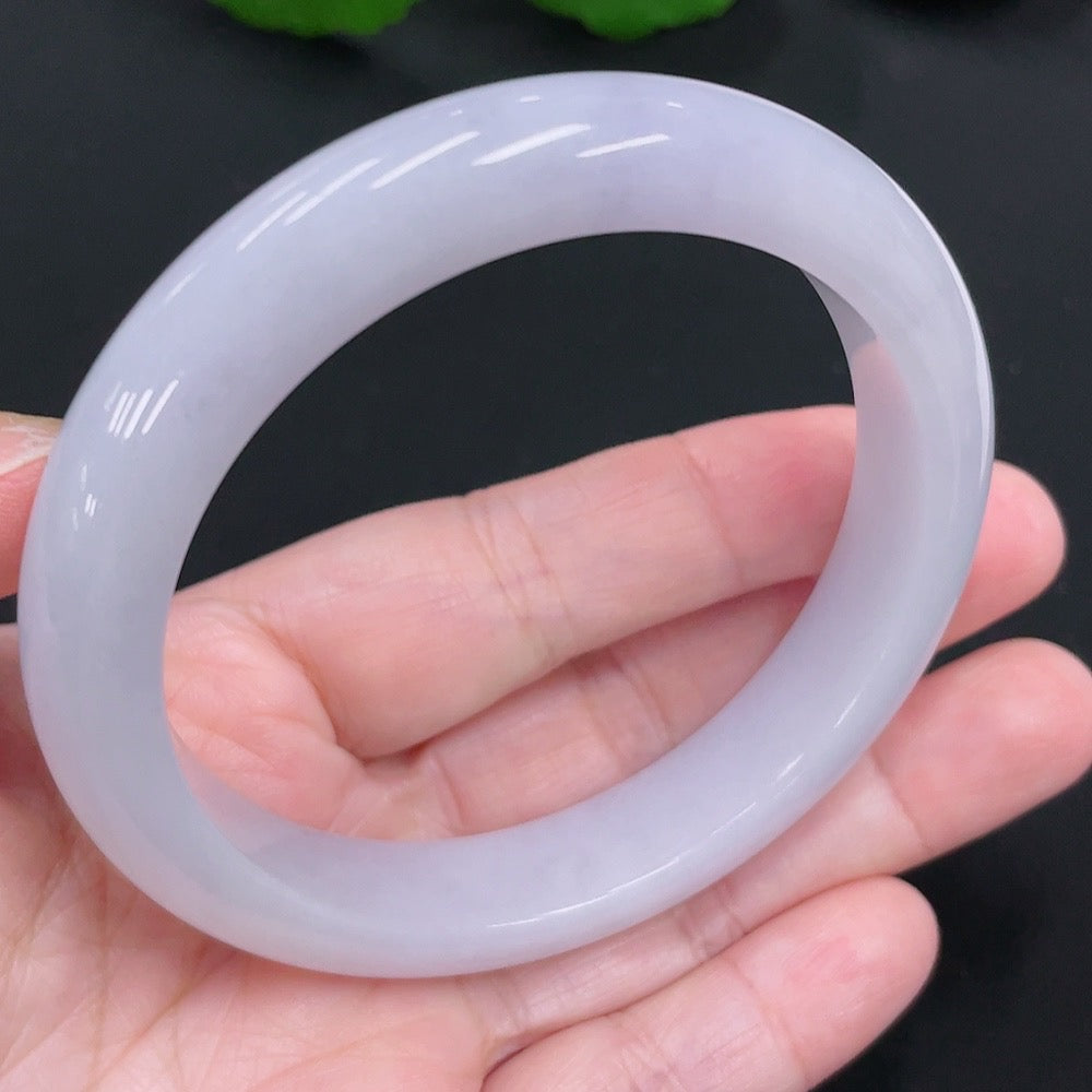 Jadeite Regular Round Bangle, Size 59, Total Weight Approx. 57.7g