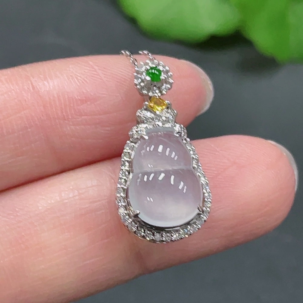 Jadeite Gourd Inlaid Pendant, Full 18K Gold, Total Weight Approx. 3.4g Including Chain