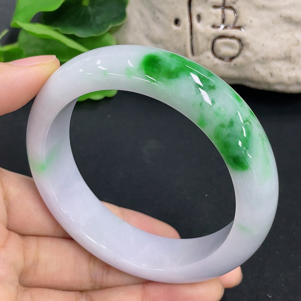 HKHQ jadeite round bracelet with size 58.7, approximately 88.42g, showcasing smooth, polished green jade stones.