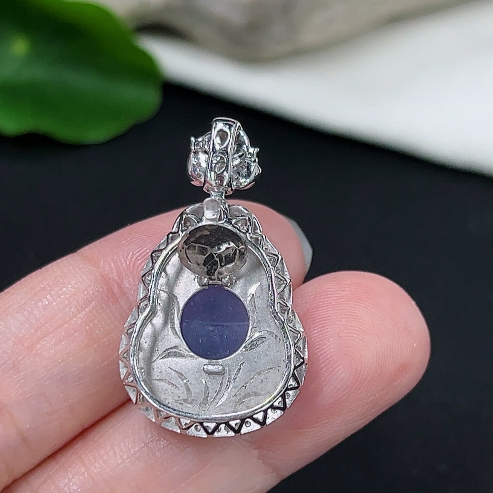 Jadeite gourd pendant necklace with 18k gold and diamond accents, featuring a smooth, polished pendant on a delicate chain.