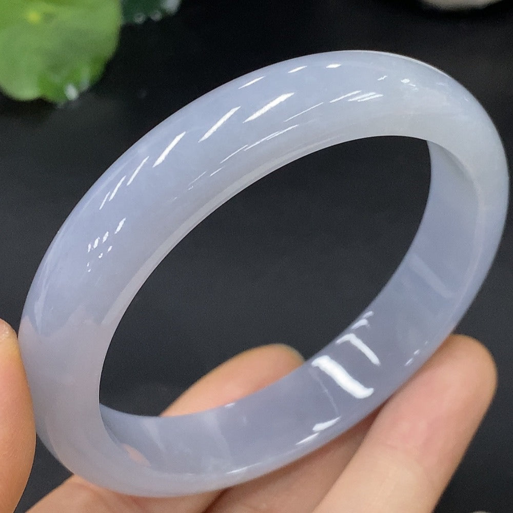 Jadeite Round Bangle    Size 58.1  Total Weight Approx. 52.05g