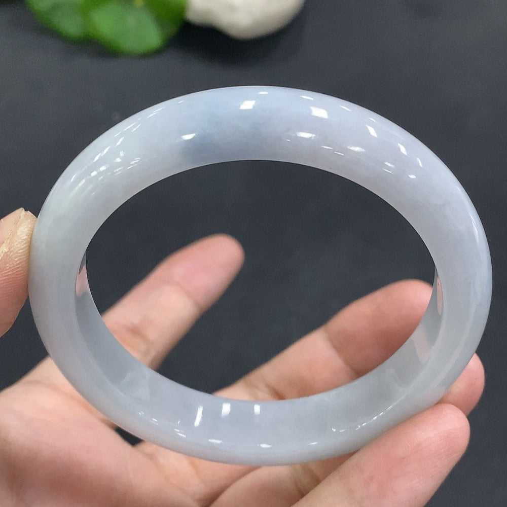 Jadeite Round Bangle Size 56 Total Weight 52.823g