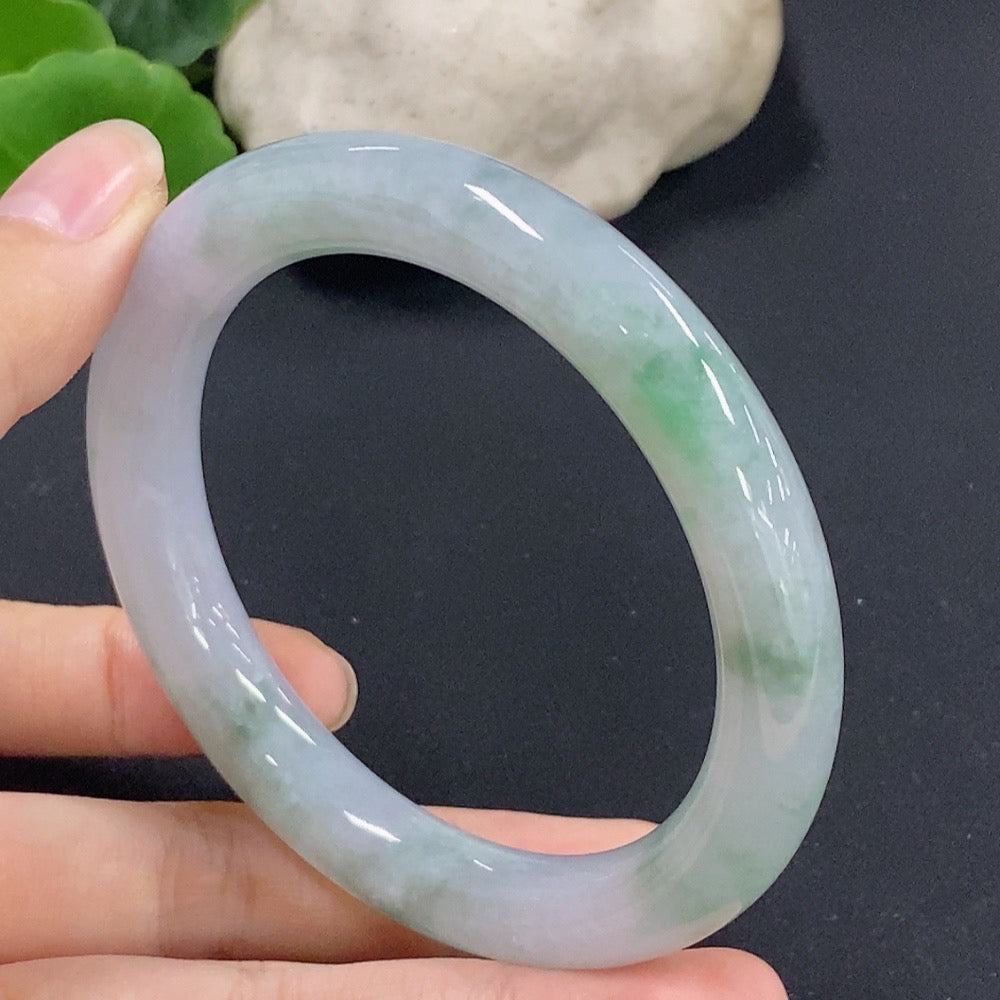 Jadeite Round Bangle